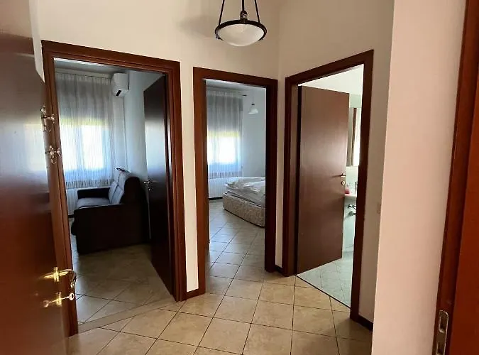 Sebino 11 Appartement *