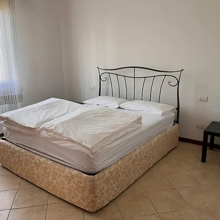 Sebino 11 Apartment Peschiera del Garda