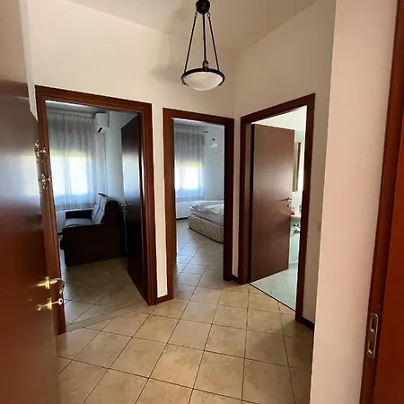 Sebino 11 Apartment *